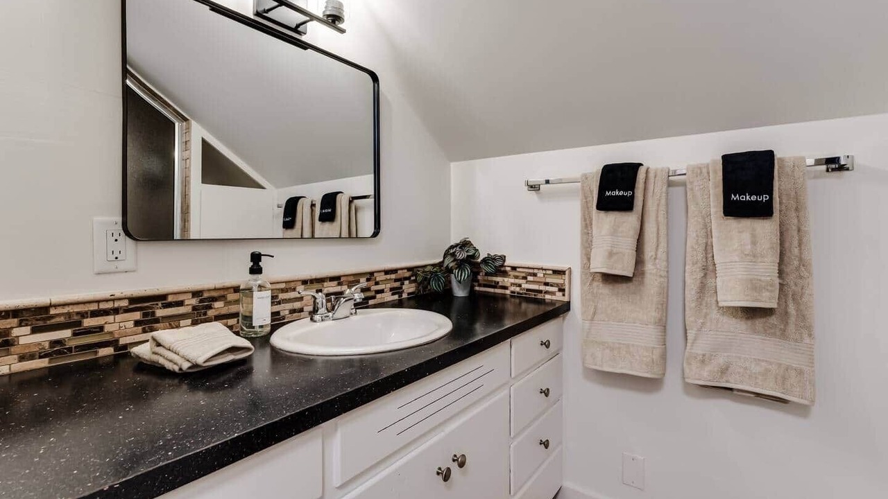 Photo of Bathroom in Amazon