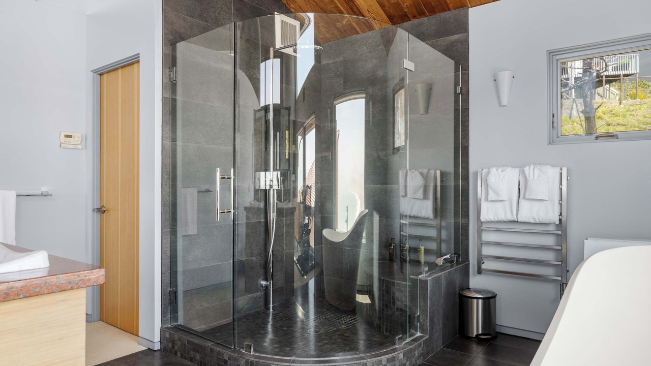 Photo of Bathroom in Gualala