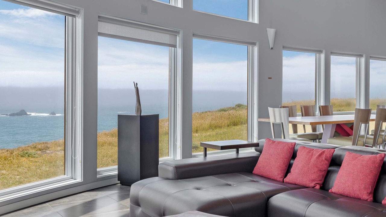 Photo of Livingroom in Gualala