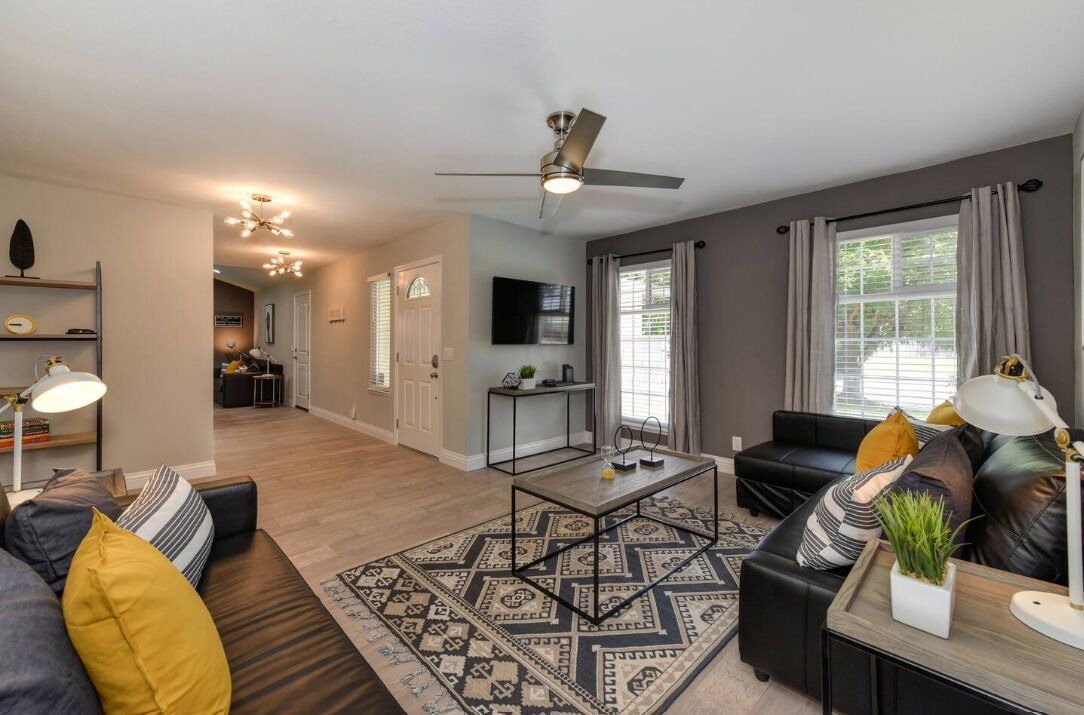Photo of Livingroom in Sacramento