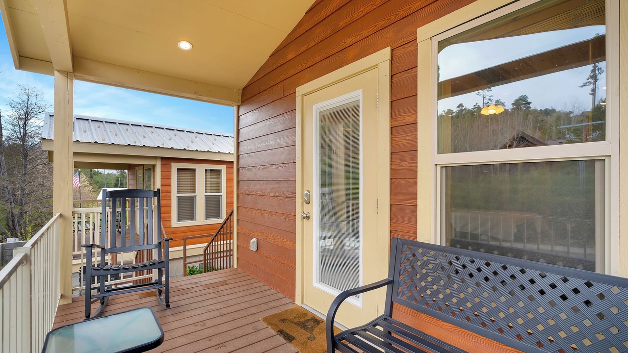 Photo of Patio Balcony in Summerhaven
