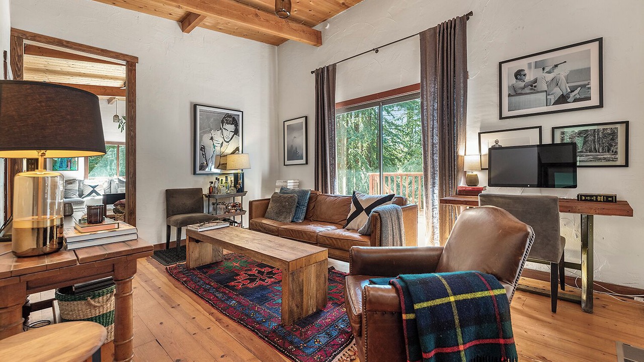Photo of Livingroom in Occidental