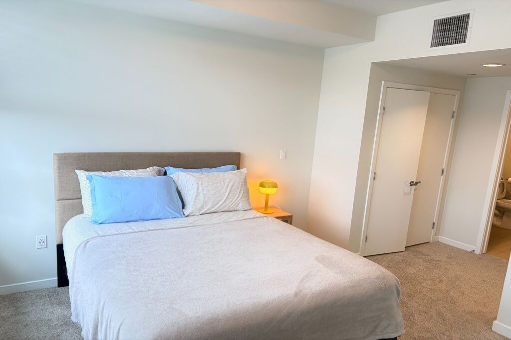 Photo of Bedroom in Downtown Los Angeles