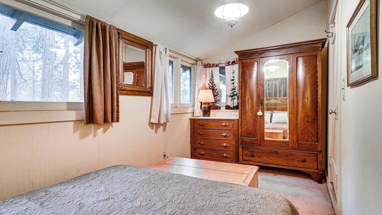 Photo of Bedroom in Camp Nelson