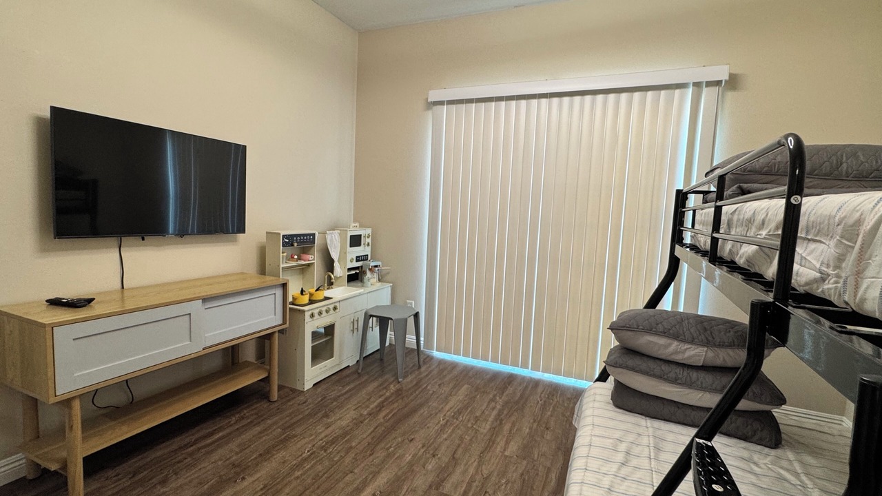 Photo of Bedroom in La Puente