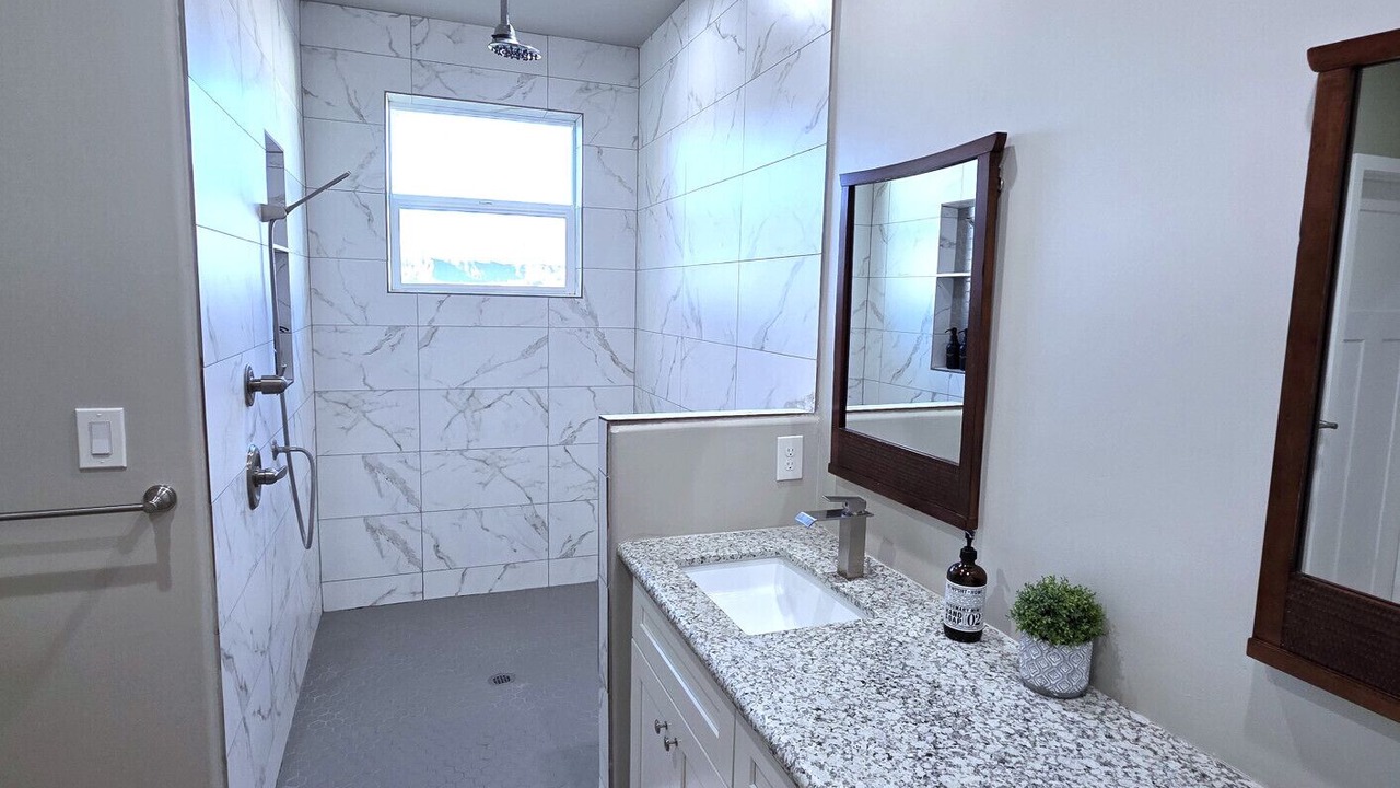 Photo of Bathroom in Greenehaven