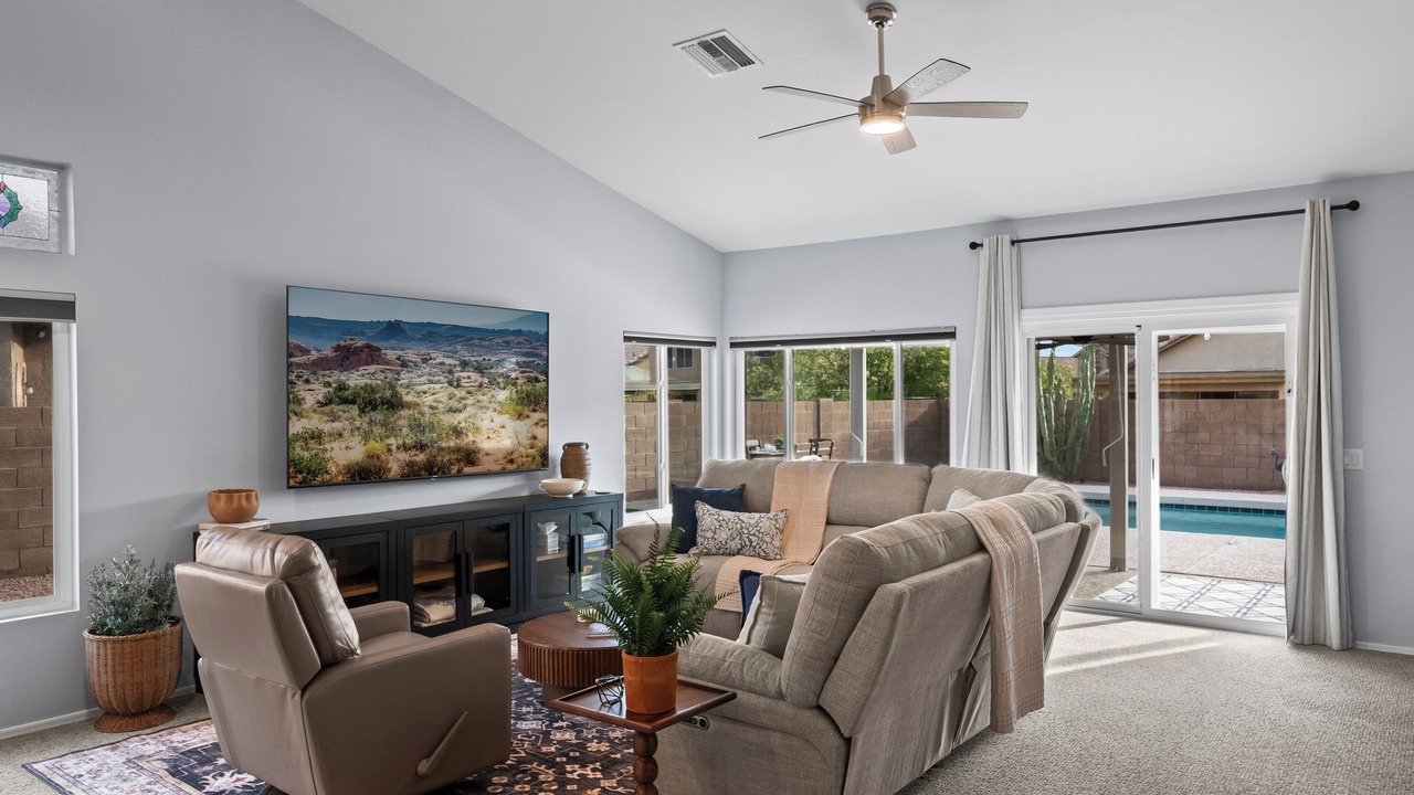 Photo of Livingroom in Superstition Springs