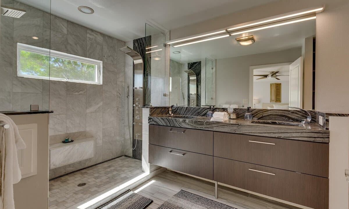 Photo of Bathroom in Reno/Tahoe Airport