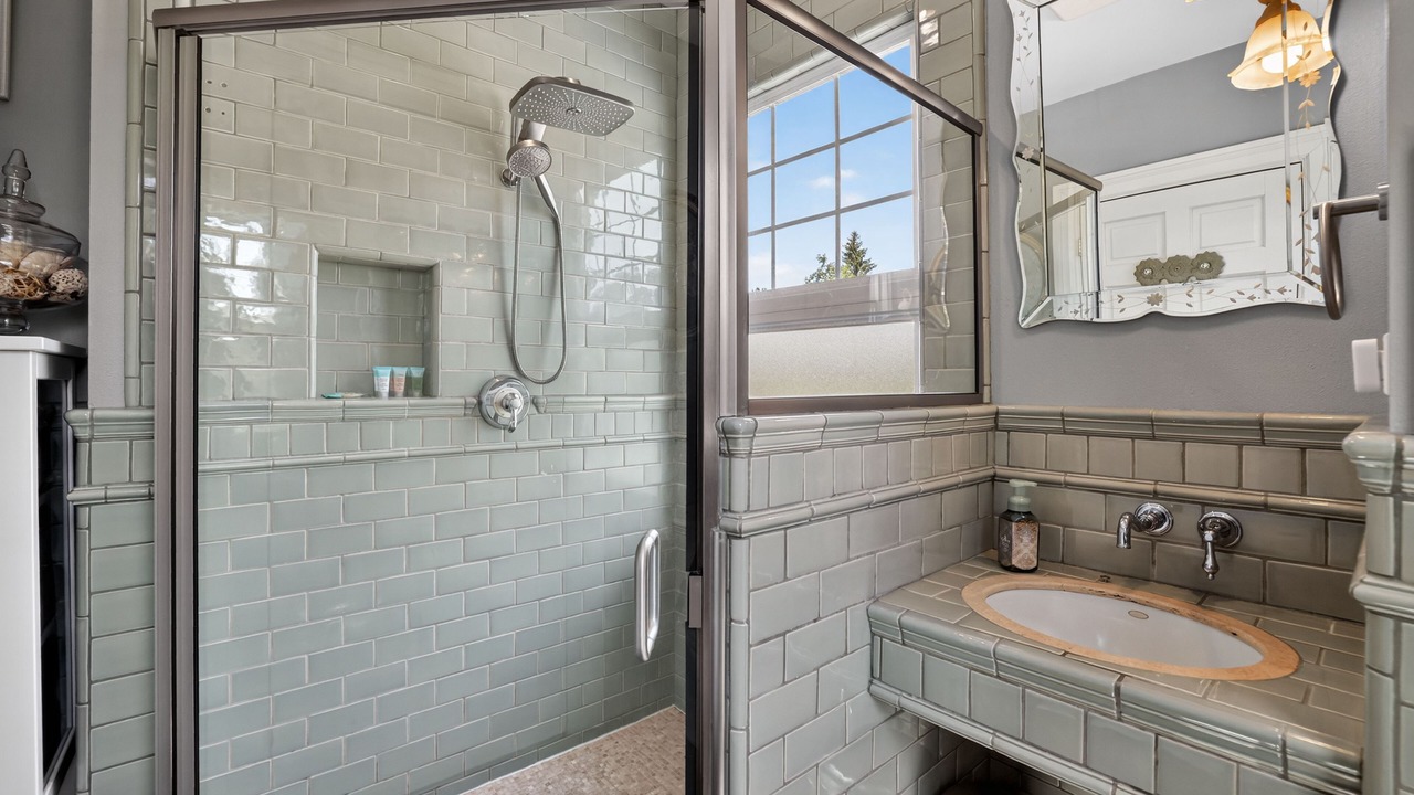 Photo of Bathroom in Oak Grove