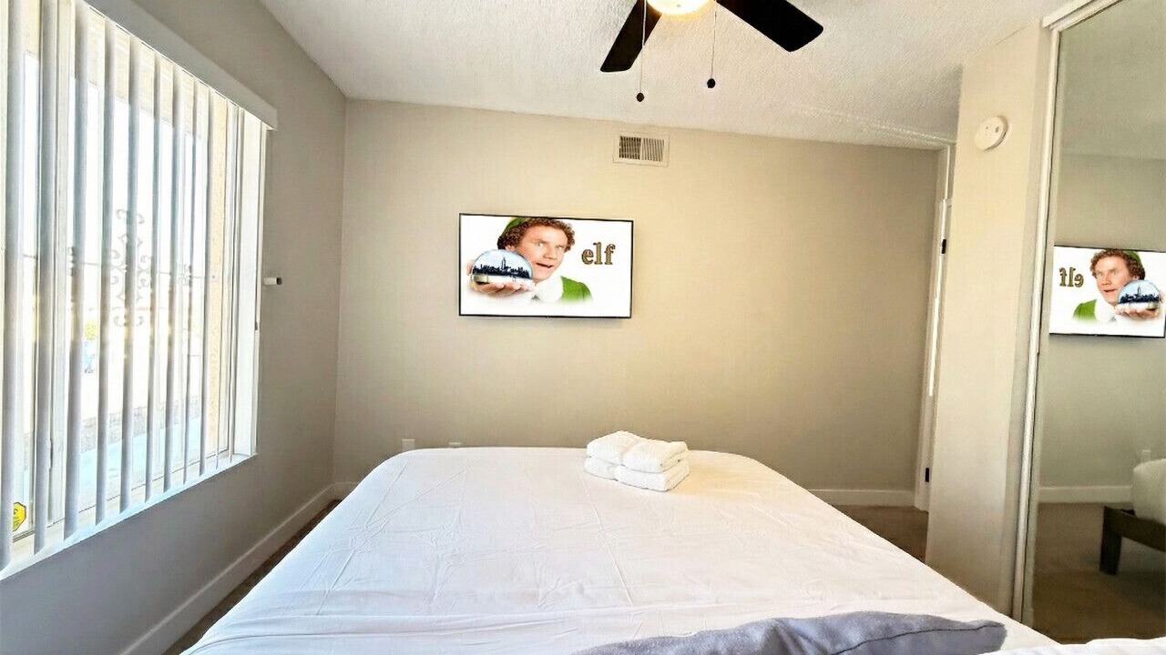 Photo of Others in Paradise