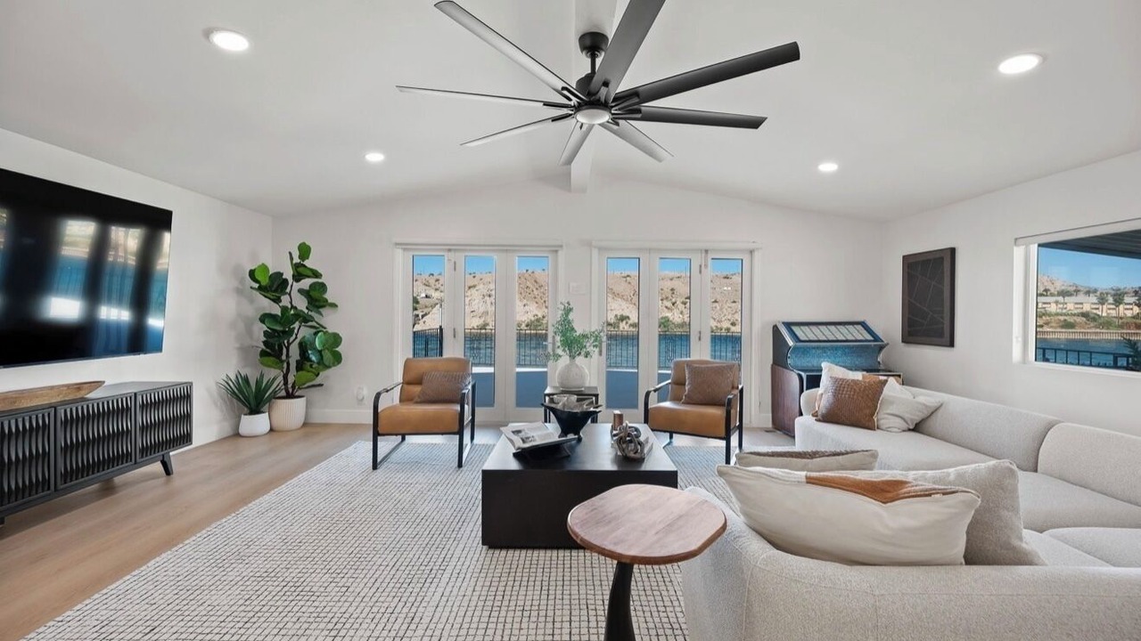 Photo of Livingroom in Bullhead City