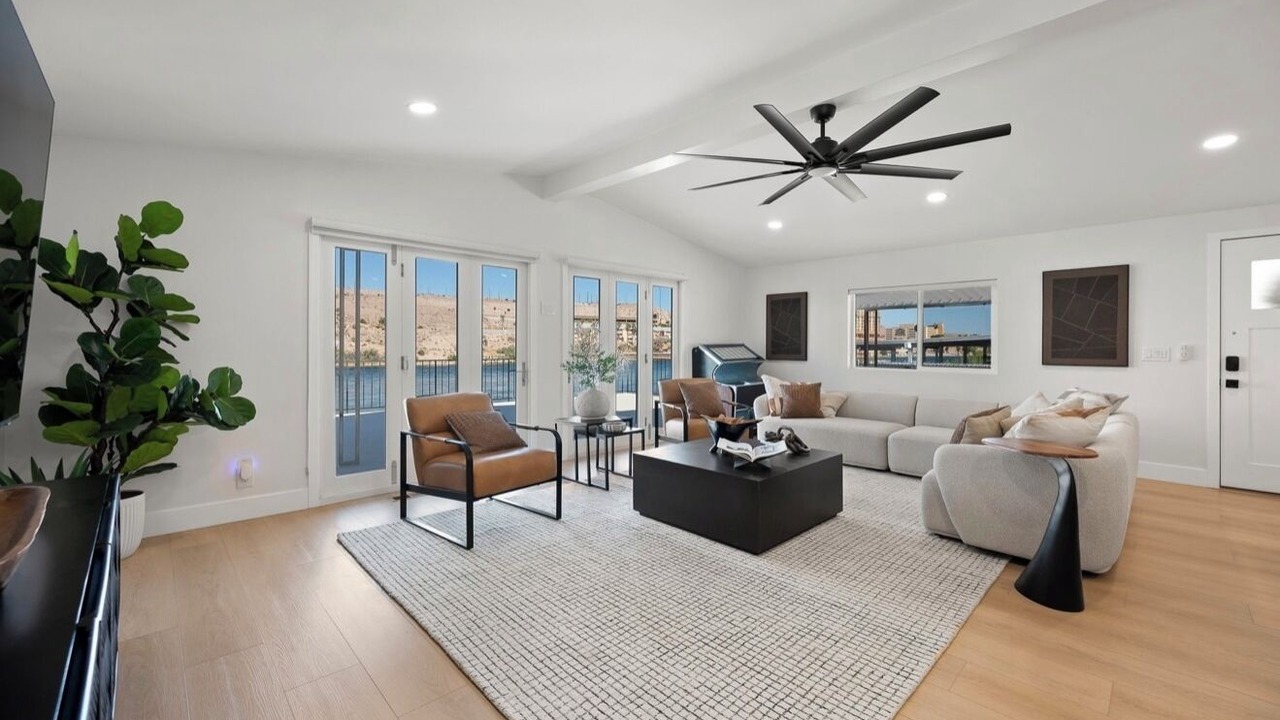 Photo of Livingroom in Bullhead City