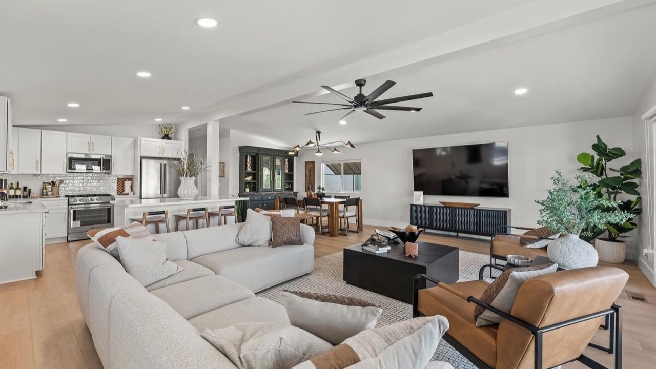Photo of Livingroom in Bullhead City