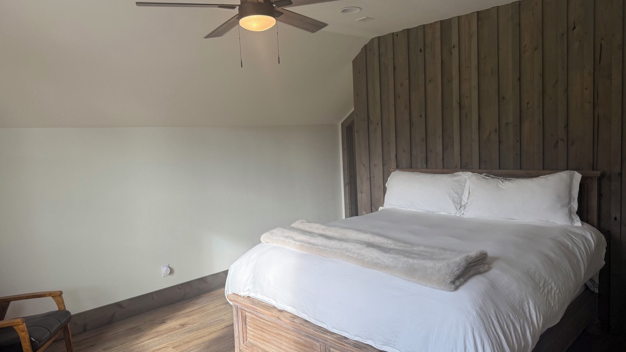 Photo of Bedroom in Woodland