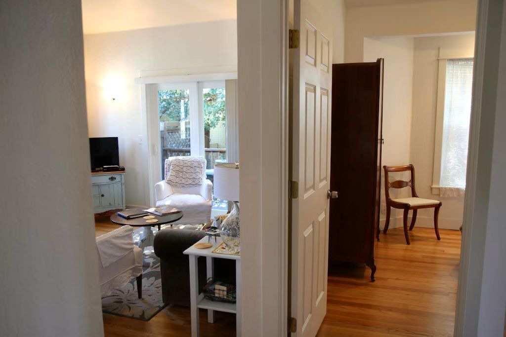 Photo of Livingroom in Historic Downtown District