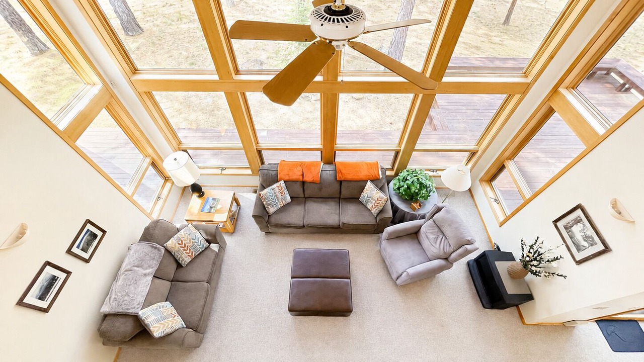 Photo of Bedroom in Black Butte Ranch