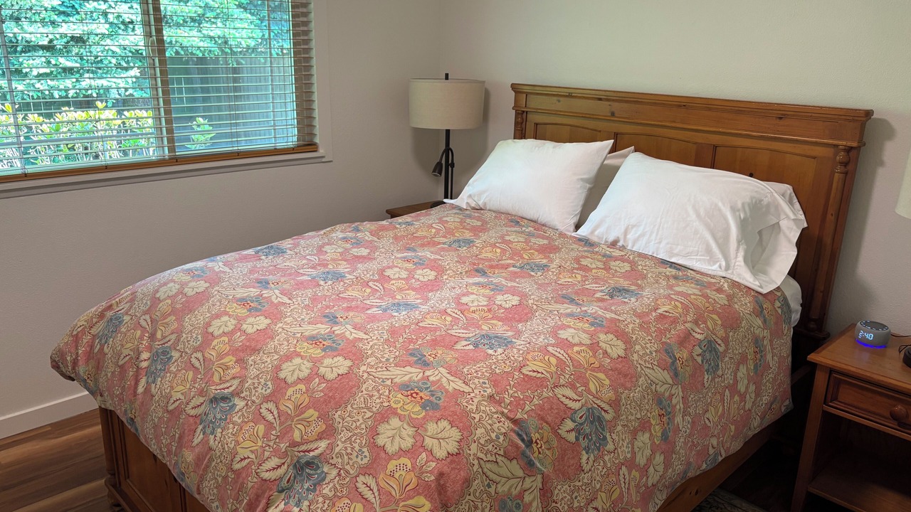 Photo of Bedroom in Central Oregon