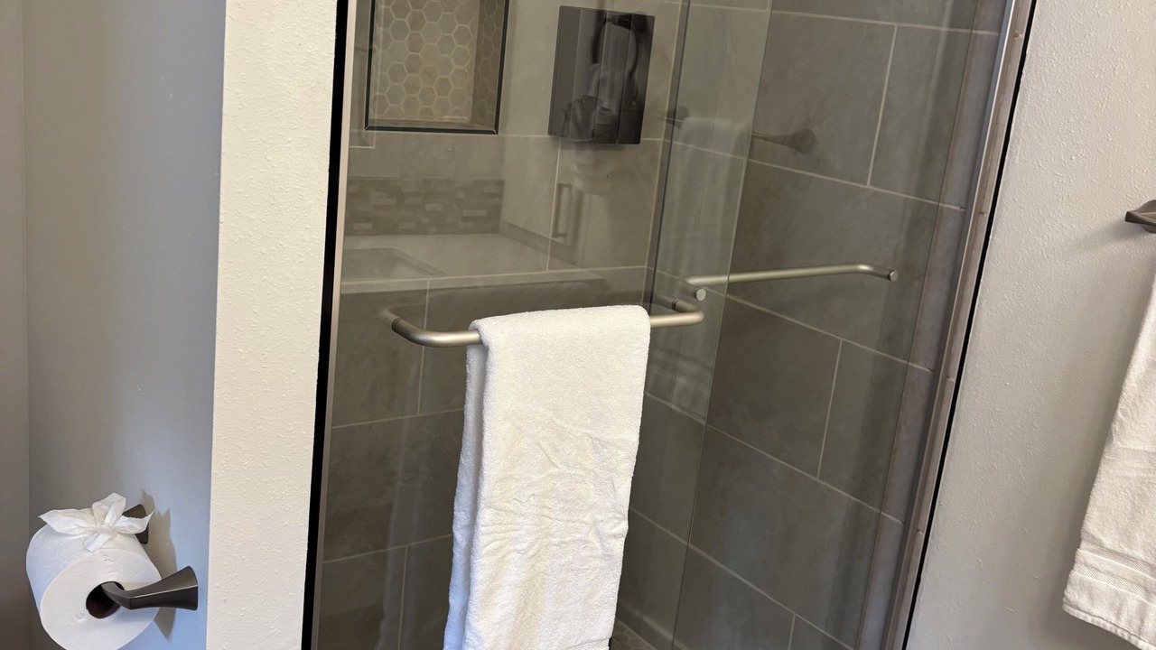 Photo of Bathroom in Central Oregon