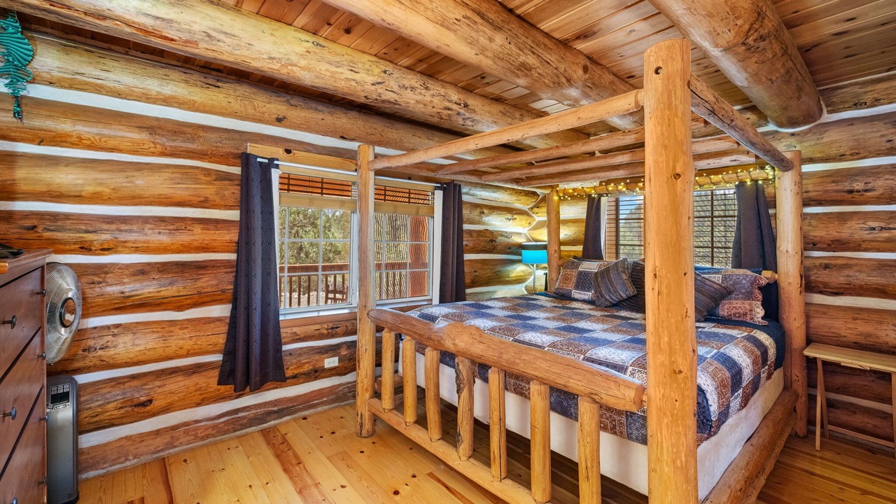 Photo of Bedroom in Williamson