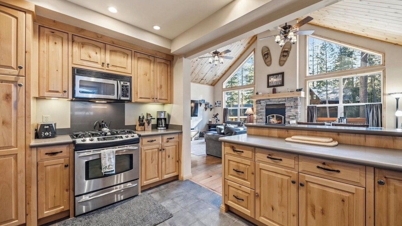 Photo of Kitchen in Serene Lakes