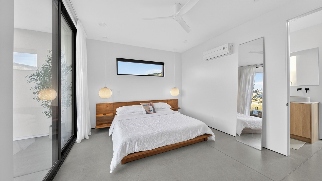Photo of Bedroom in Cave Creek