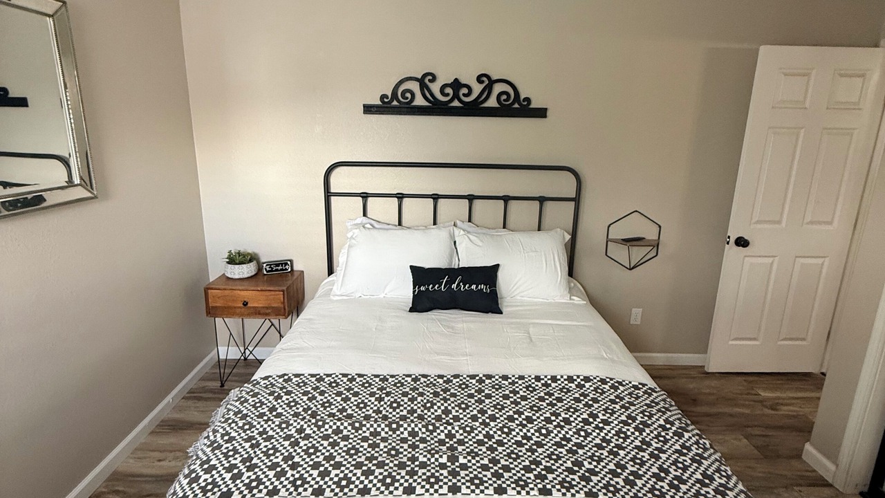 Photo of Bedroom in Fort Mohave