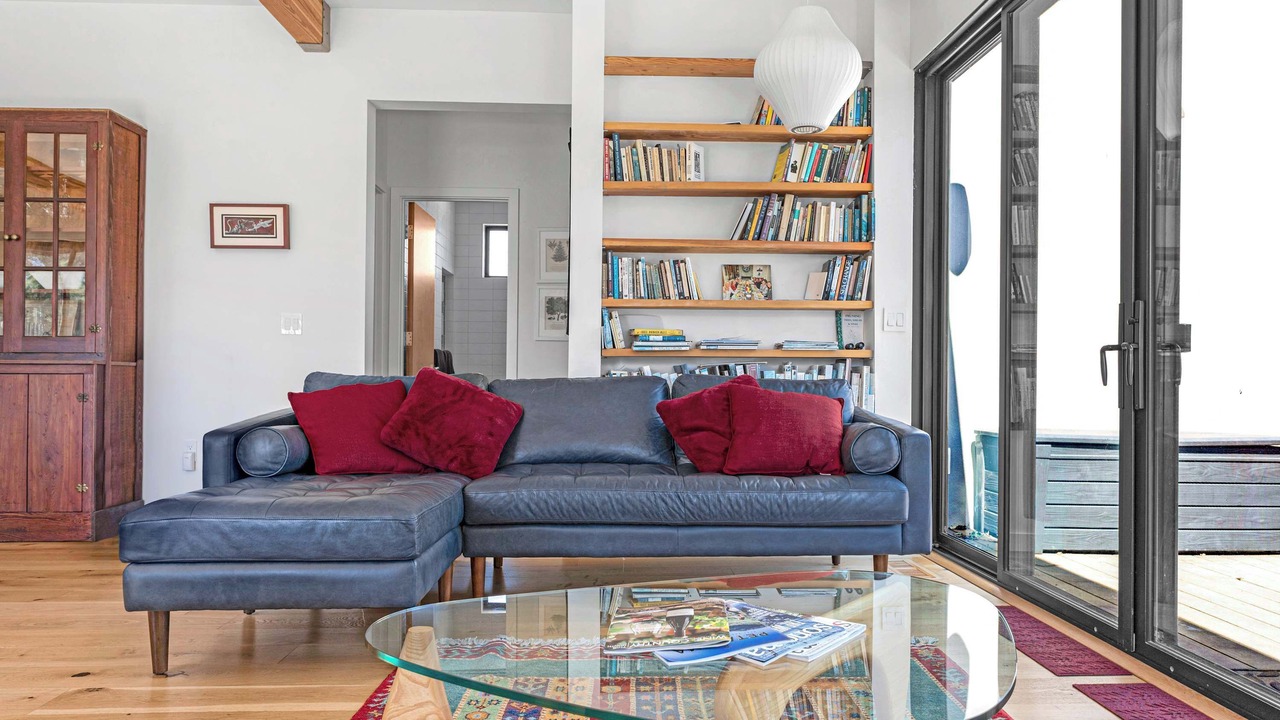 Photo of Livingroom in Riebli-Wallace Neighborhood Group