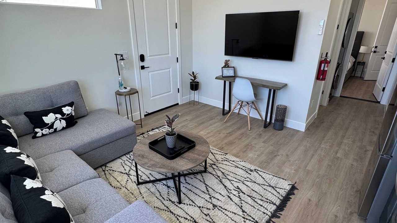 Photo of Livingroom in Hurricane