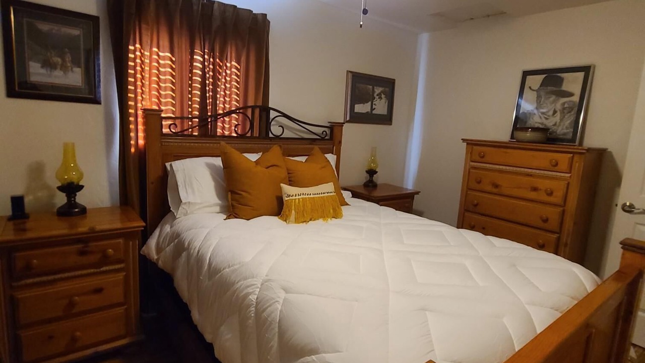 Photo of Bedroom in Penn Valley