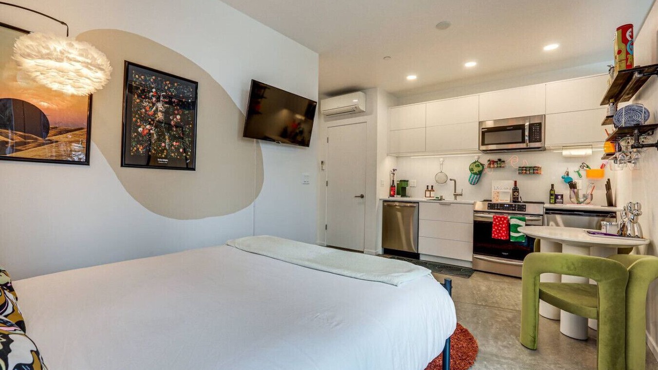 Photo of Bedroom in Land Park