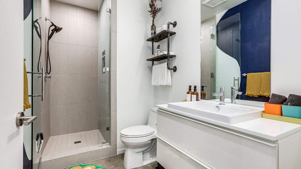 Photo of Bathroom in Land Park