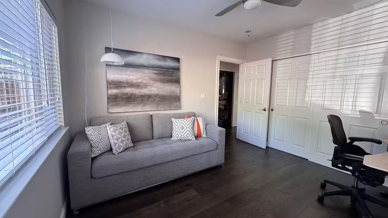 Photo of Livingroom in Boyes Hot Springs