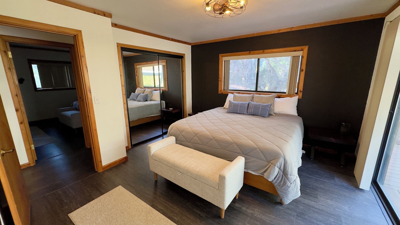 Photo of Bedroom in Willow Creek