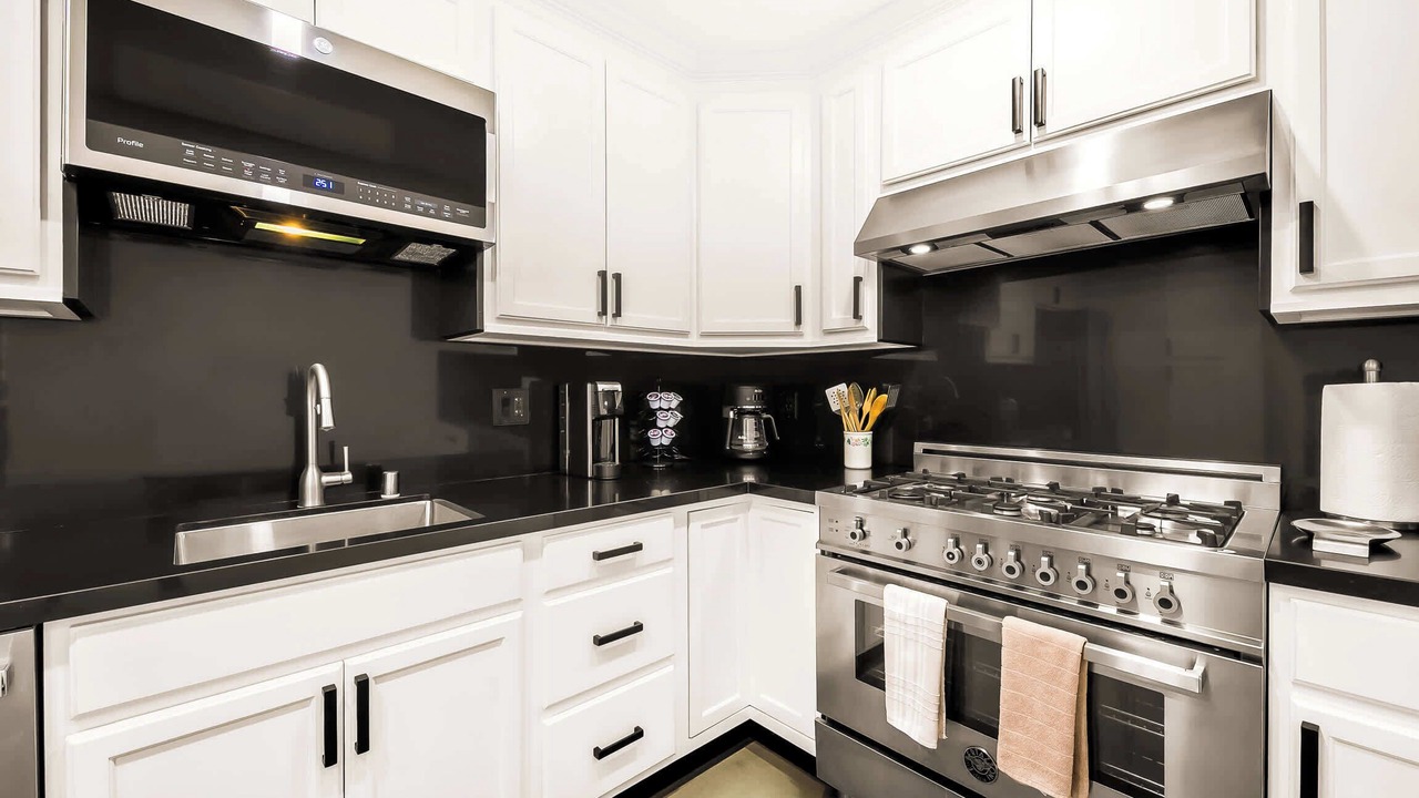 Photo of Kitchen in Village of La Jolla