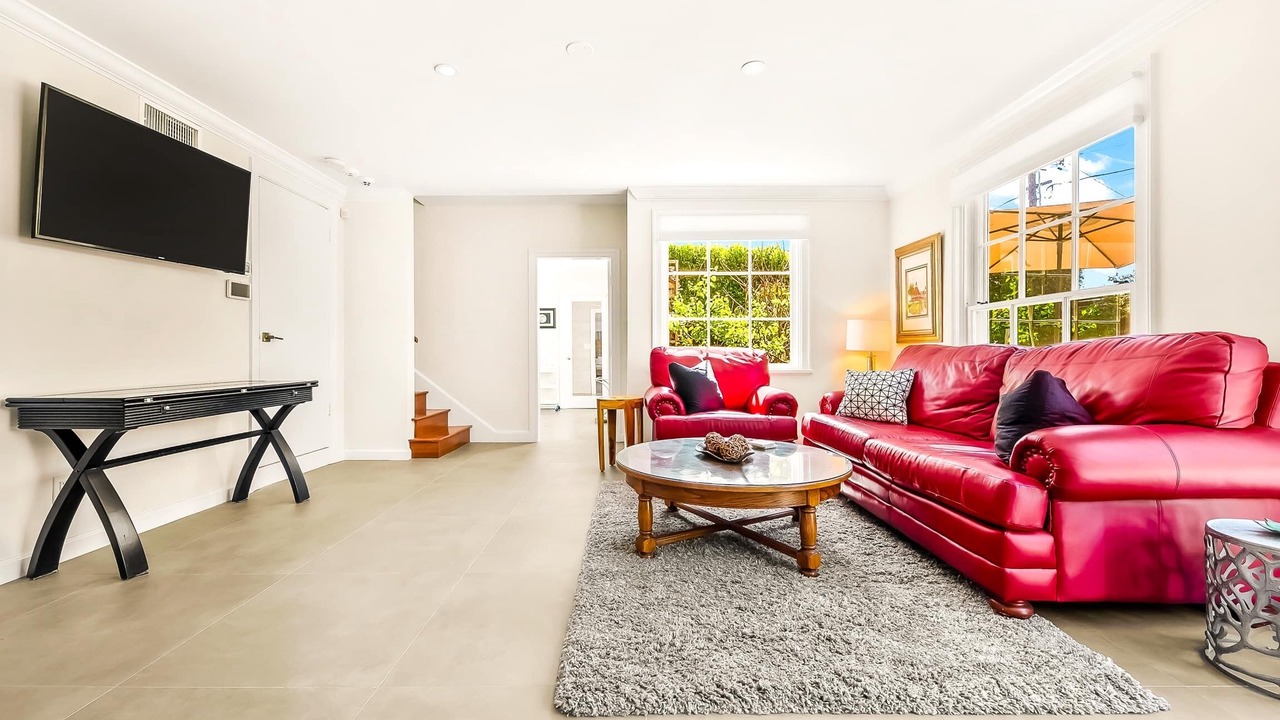 Photo of Livingroom in Village of La Jolla