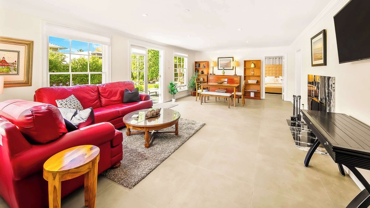 Photo of Livingroom in Village of La Jolla