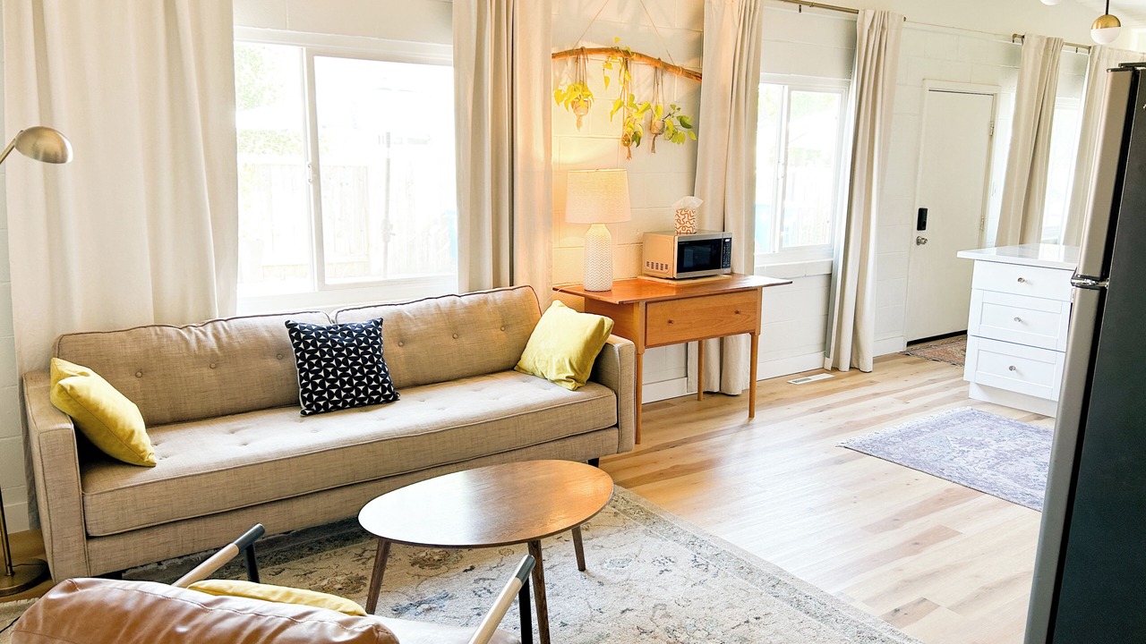 Photo of Livingroom in Montgomery Village