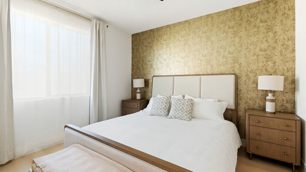 Photo of Bedroom in Enterprise