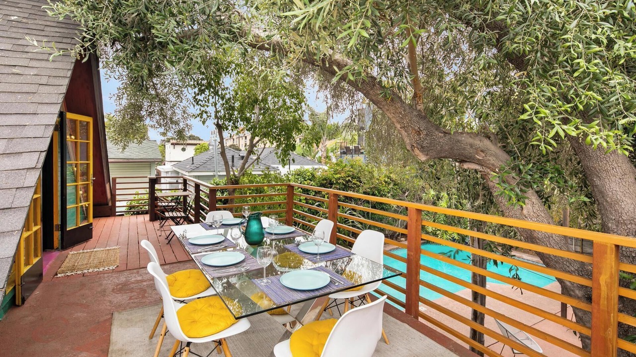 Photo of Patio Balcony in University Heights