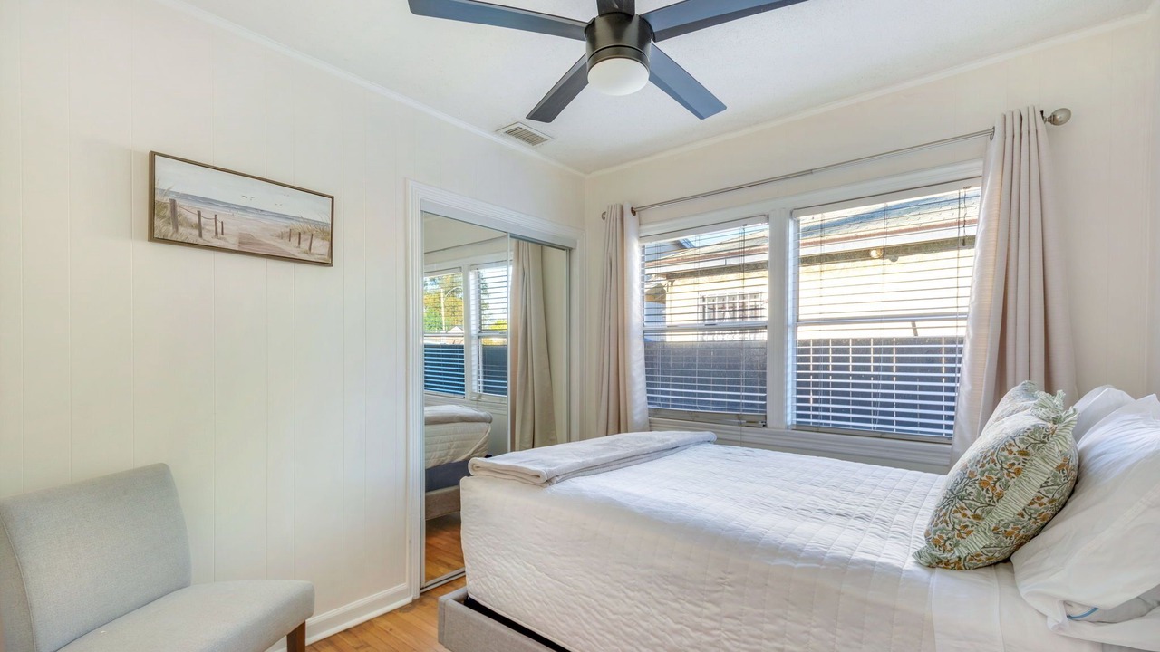 Photo of Bedroom in Harbor