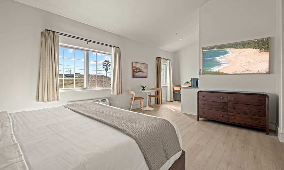 Photo of Livingroom in Eastside Santa Cruz