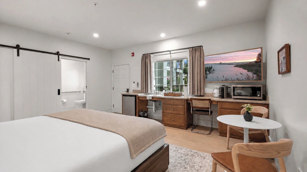 Photo of Livingroom in Eastside Santa Cruz