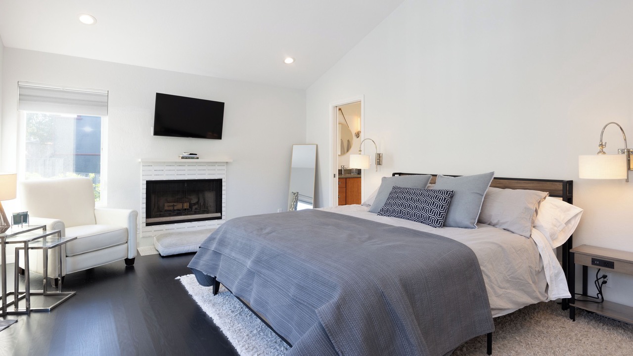 Photo of Bedroom in El Granada