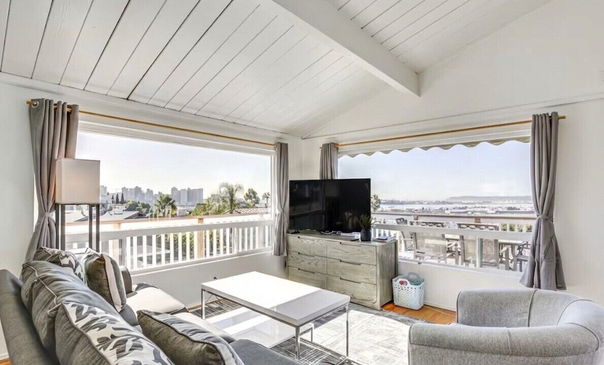 Photo of Livingroom in Middletown