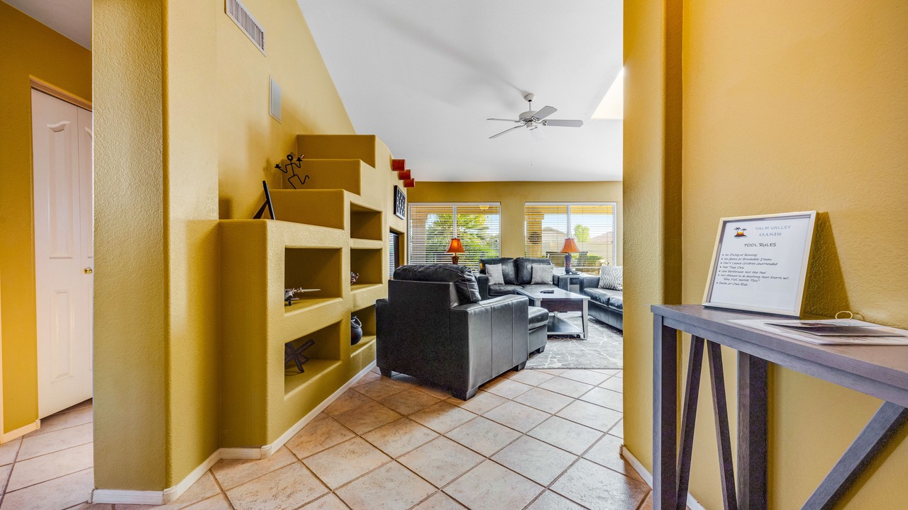 Photo of Livingroom in Palm Valley