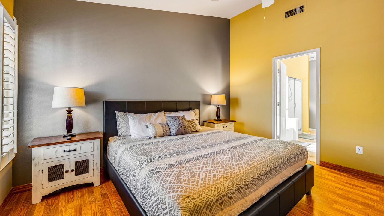 Photo of Bedroom in Palm Valley