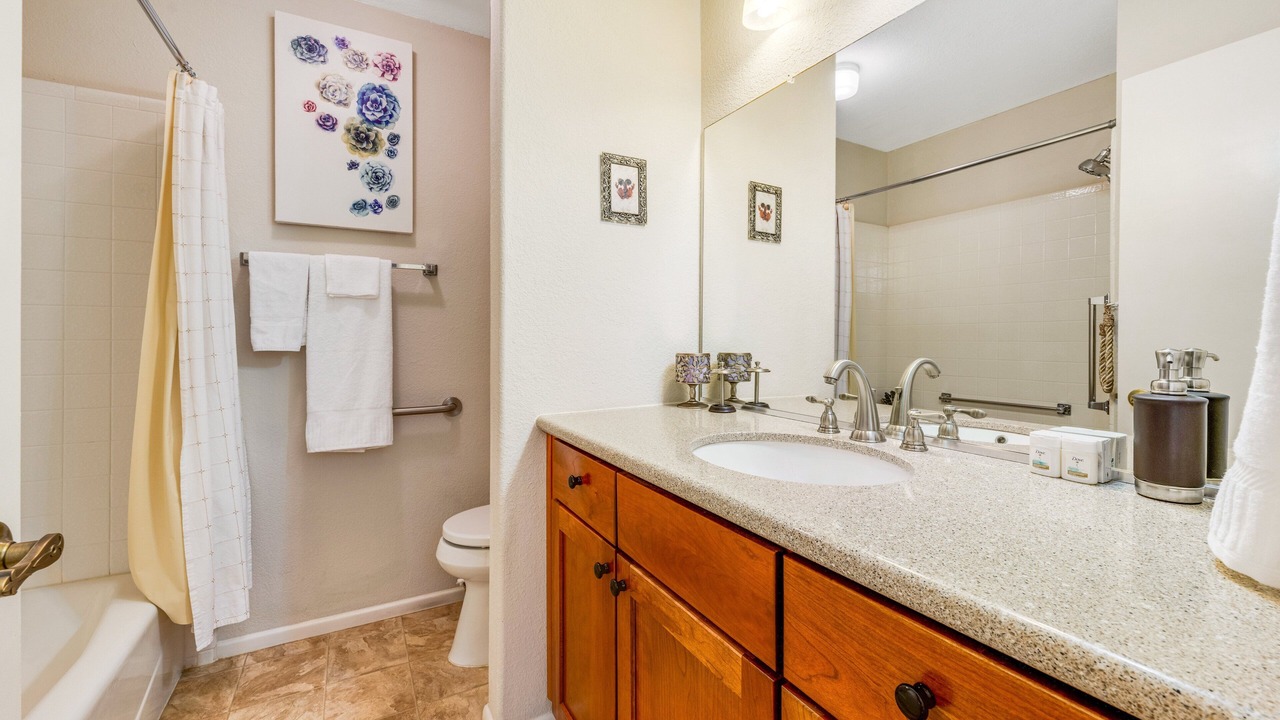 Photo of Bathroom in Sunland Village East