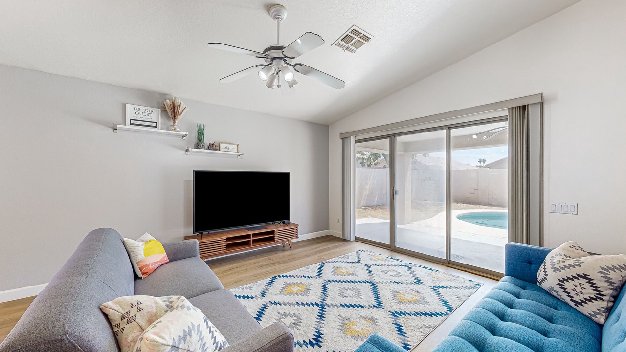 Photo of Livingroom in Arrowhead Ranch
