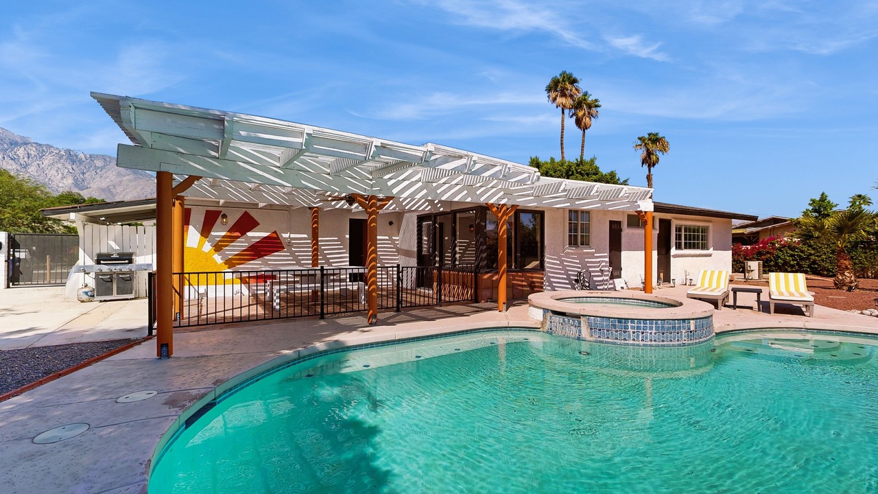 Photo of Outdoor in Desert Park Estates