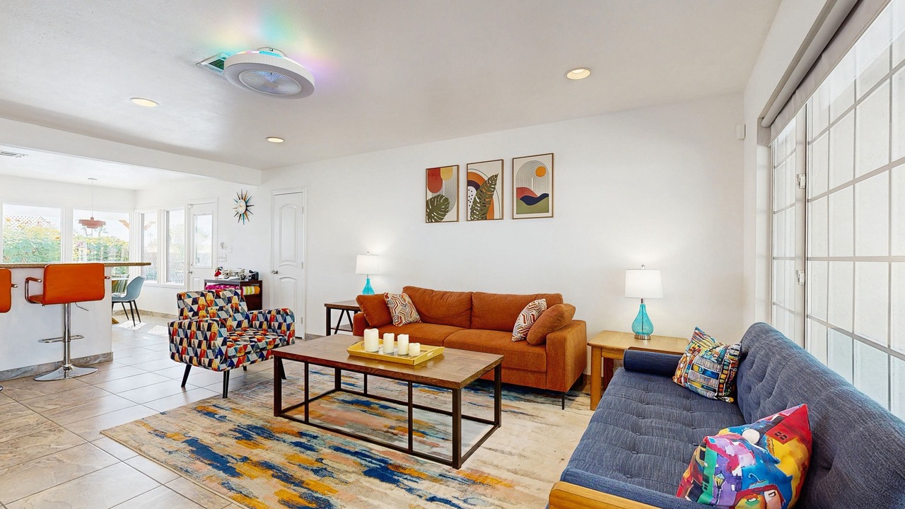 Photo of Livingroom in Desert Park Estates